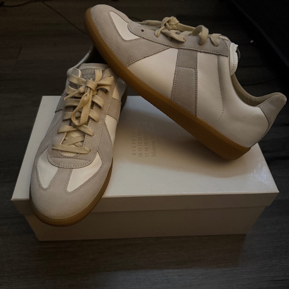 Maison margiela Gats size 42 (9 US) basically new